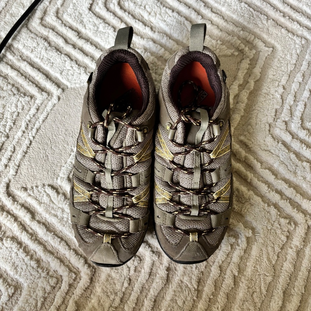 Vintage 90s / 2000s Merrell Gorpcore Hiking Shoes